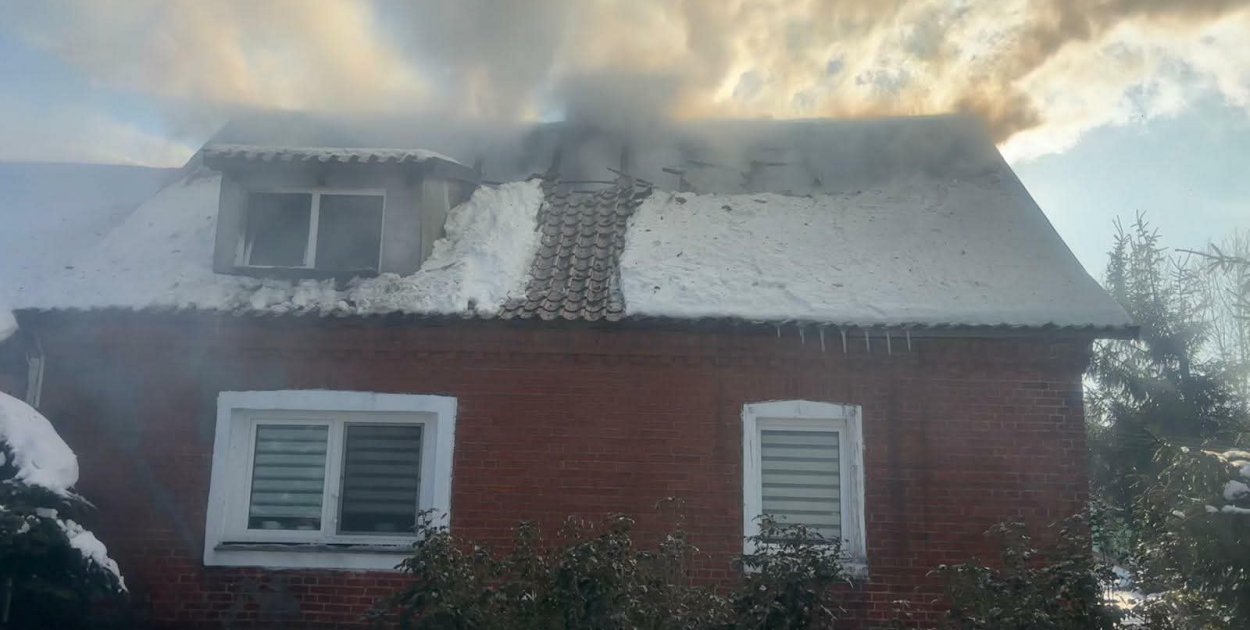 Gm. Ostróda: Duży pożar domu w Kątnie