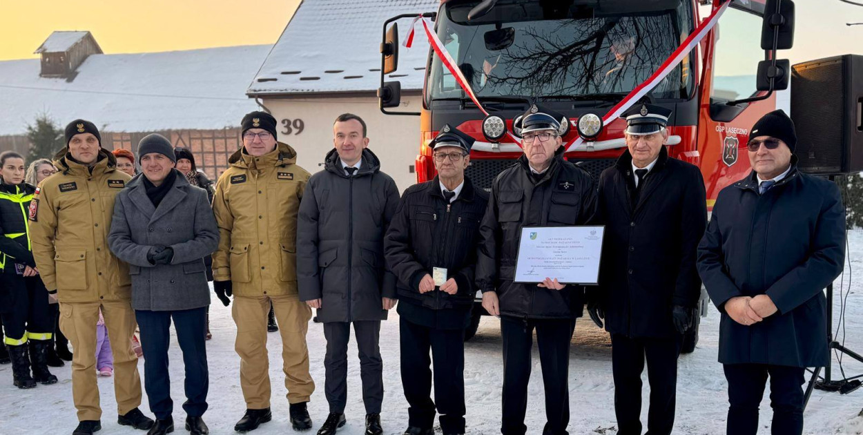 Nowy samochód ratowniczo-gaśniczy dla OSP Laseczno