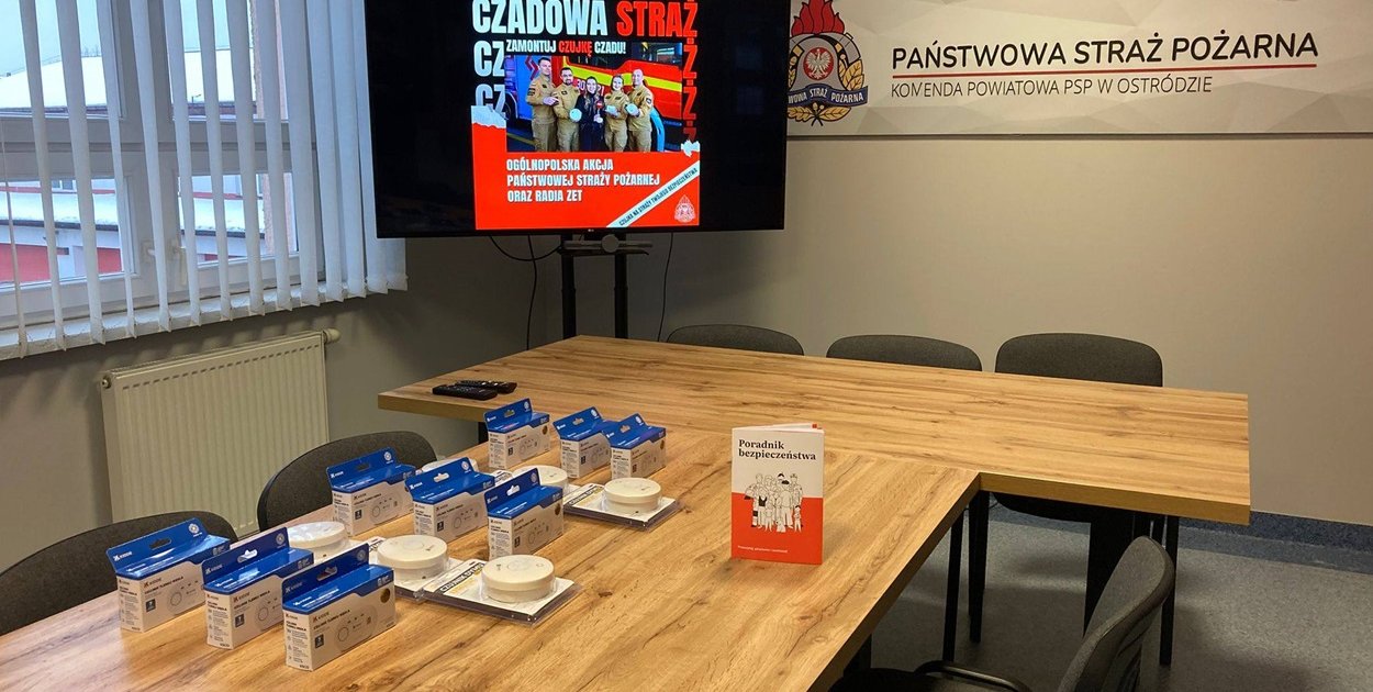 Ostróda: Bezpłatna czujka dymu i instruktaż w Komendzie Powiatowej PSP