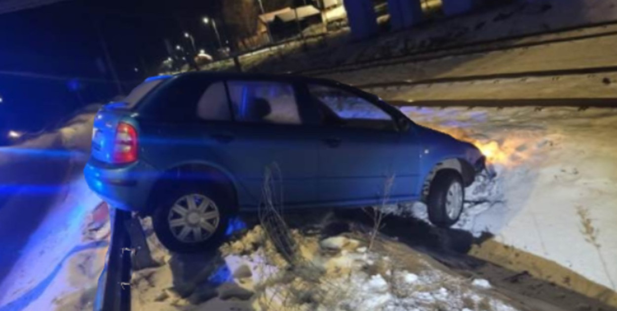 Ostróda: Skoda porzucona przy torach. 22-latek stanie przed sądem