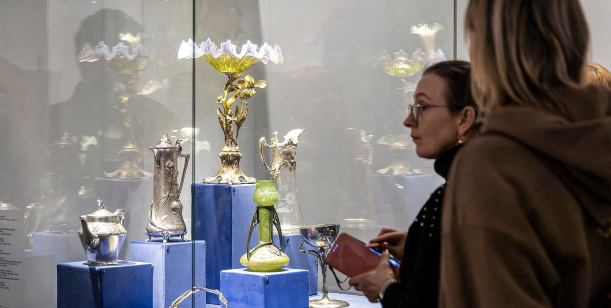 Skarby z serwantki na nowej wystawie w Muzeum Warmii i Mazur