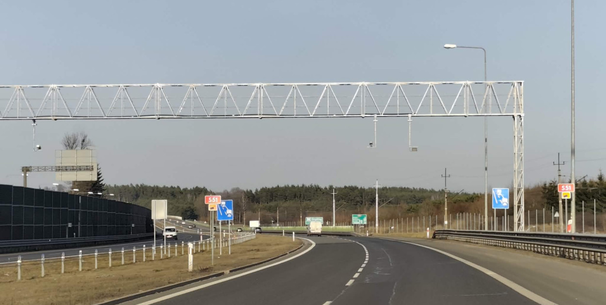 S51: Uruchomiono odcinkowy pomiar prędkości między Olsztynkiem a Olsztynem!