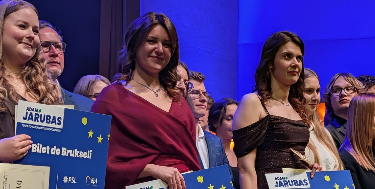 Lucyna Gliwka z Muzeum Bitwy pod Grunwaldem i Krystyna Gliwka z nagrodą!