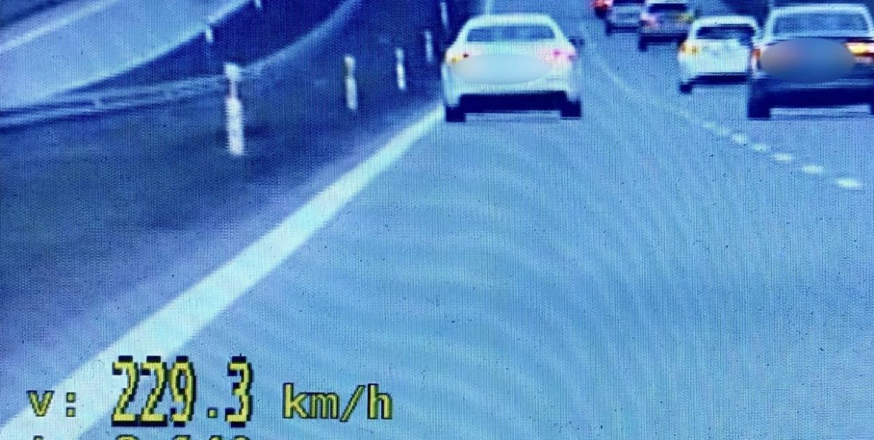 Ostróda: Pędził Maserati o ponad 100 km/h za szybko. 5 tys. mandatu za 229 km/h