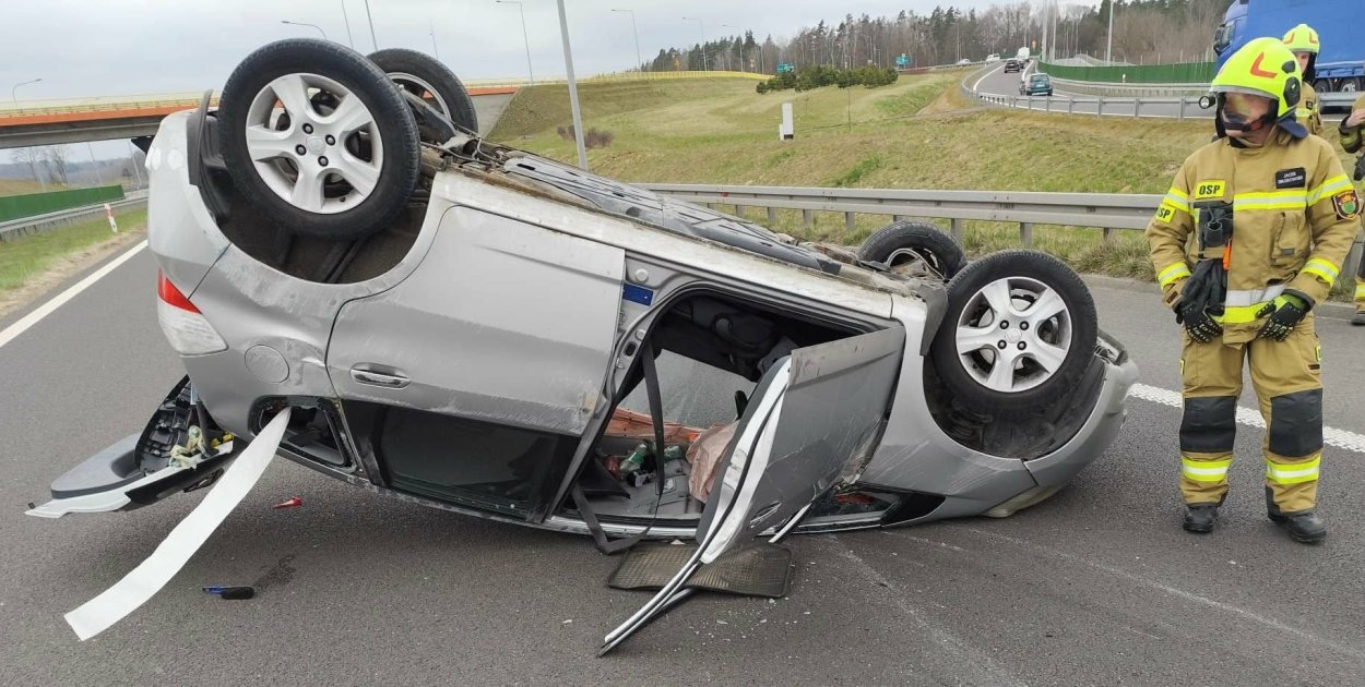 Dachowanie na trasie S7 w rejonie węzła Rychnowo